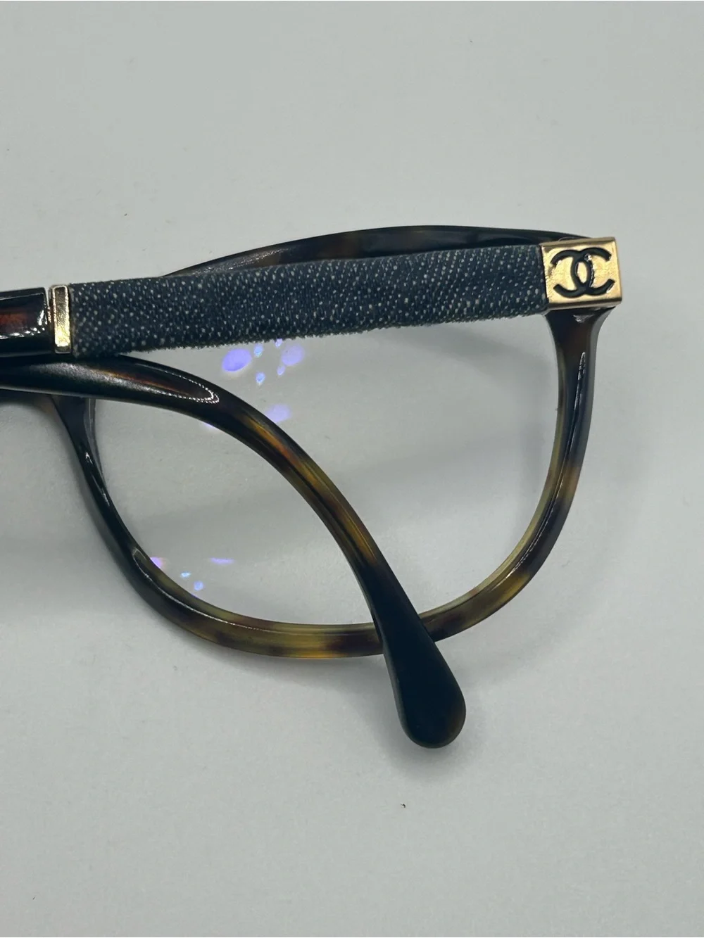 CHANEL sold frames